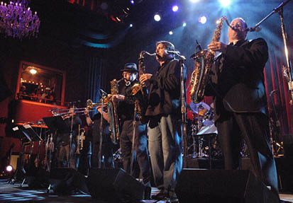 web.2.260527 TOWER OF POWER_413 x 287.jpg